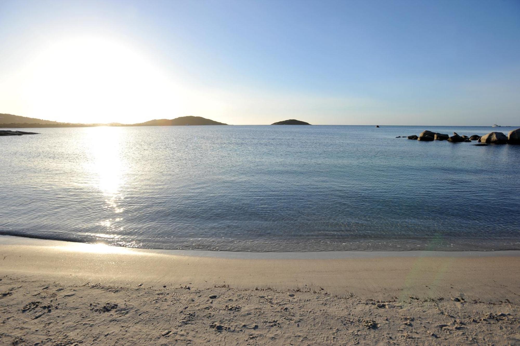 شقة Cala Di Sole Lecci بورتو فيكشْيو المظهر الخارجي الصورة