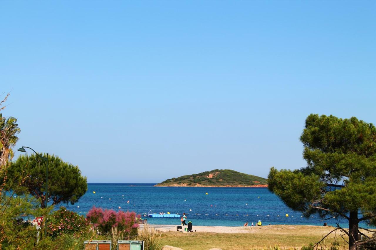 شقة Cala Di Sole Lecci بورتو فيكشْيو المظهر الخارجي الصورة